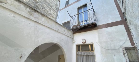 3غرفة شقة في Noicattaro, Italy رقم 20456 2