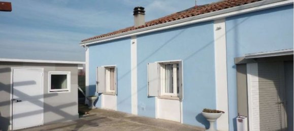 Дом с 7 комнатами в Леньяго, Италия № 260495 3