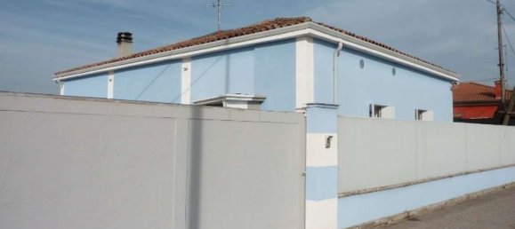 Дом с 7 комнатами в Леньяго, Италия № 260495 5