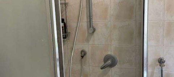 4 bedrooms Apartment in Parma, Italy No. 370879 8