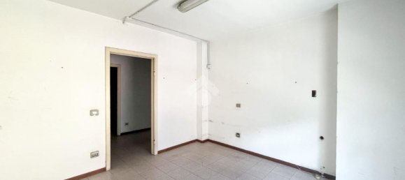 Склад 3030м² в Кремона, Италия № 106525 16