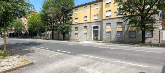 Склад 3030м² в Кремона, Италия № 106525 19