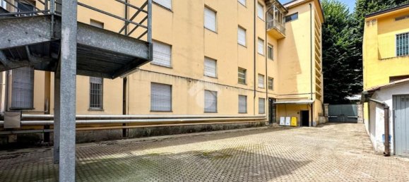 Склад 3030м² в Кремона, Италия № 106525 42