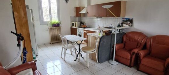 2 bedrooms House in Dugny, France No. 180869 4