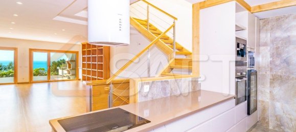 3 bedrooms House in Nazare, Portugal No. 143257 2