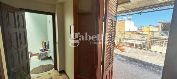 2غرفة شقة في Bagheria, Italy رقم 276036 3