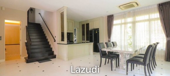 Café/restaurante de 4 dormitorios en Bang Kaeo, Thailand No. 14470 9