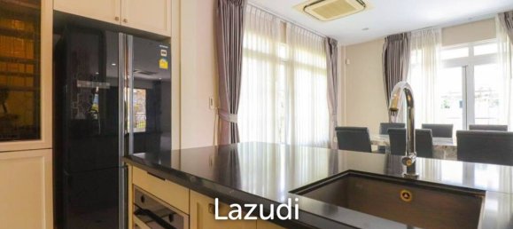 Café/restaurante de 4 dormitorios en Bang Kaeo, Thailand No. 14470 12