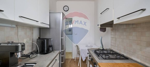 2 bedrooms Apartment in Rome, Italy No. 326720 13