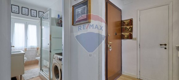 2 bedrooms Apartment in Rome, Italy No. 326720 7