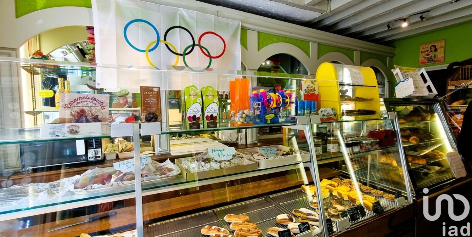 Propriété commerciale à Le Malesherbois, France 230m² No. 64982