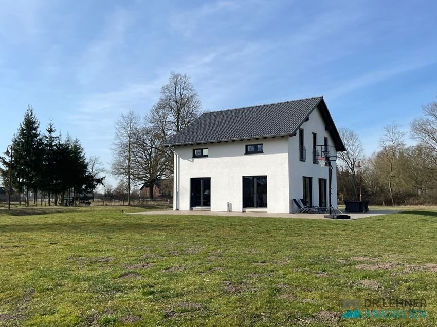 Casa de 5 divisões em Stendal, Germany N.º 170763