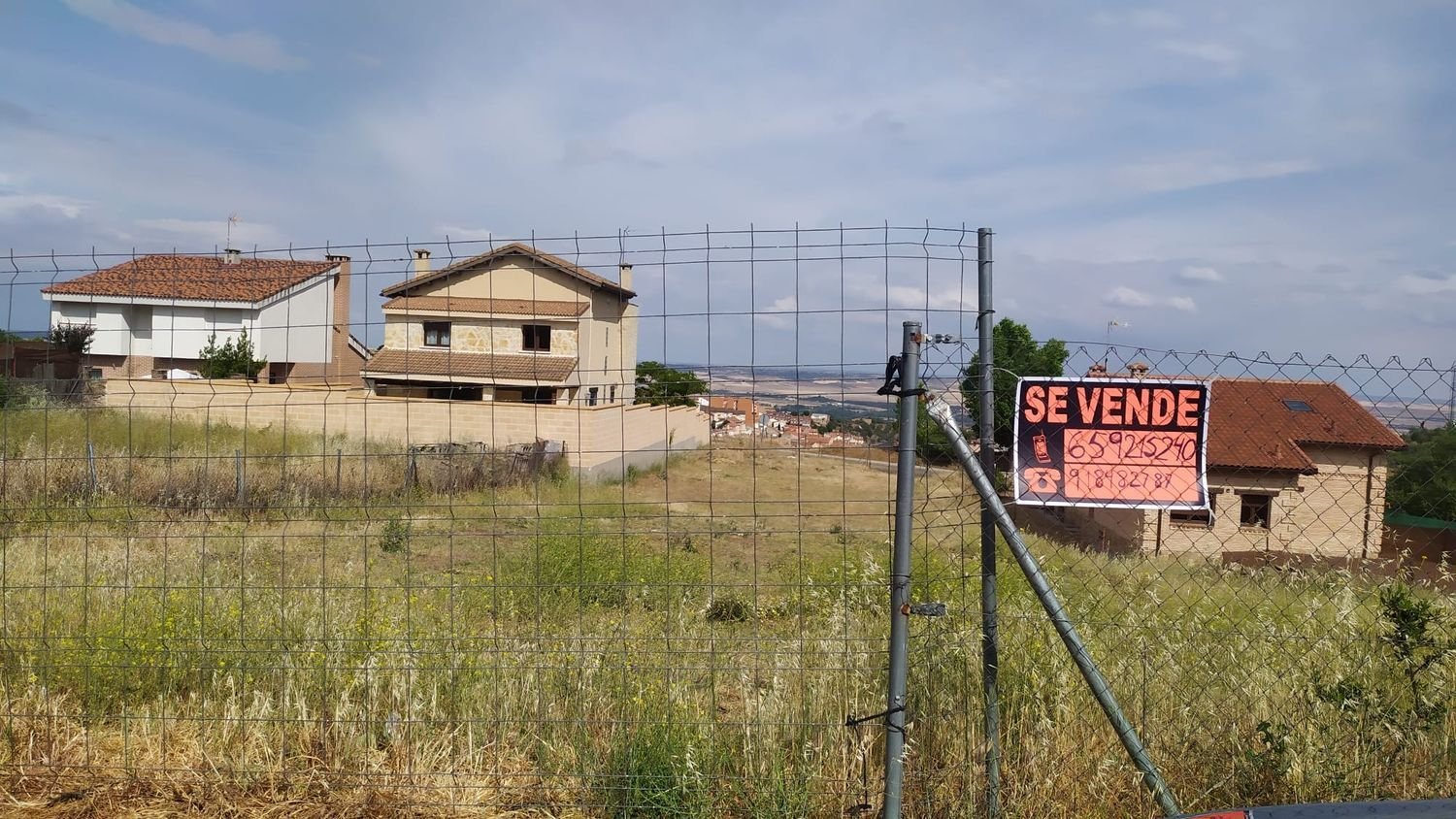  Land in El Molar, Spain No. 135730