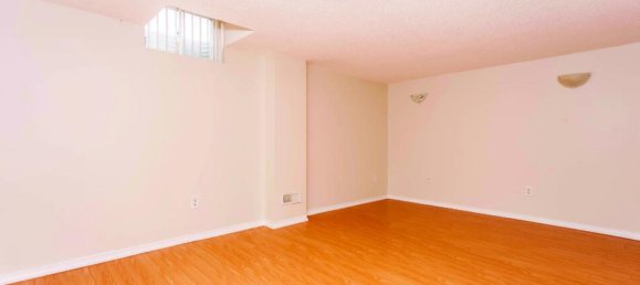 3 bedrooms House in Mississauga, Canada No. 85 11