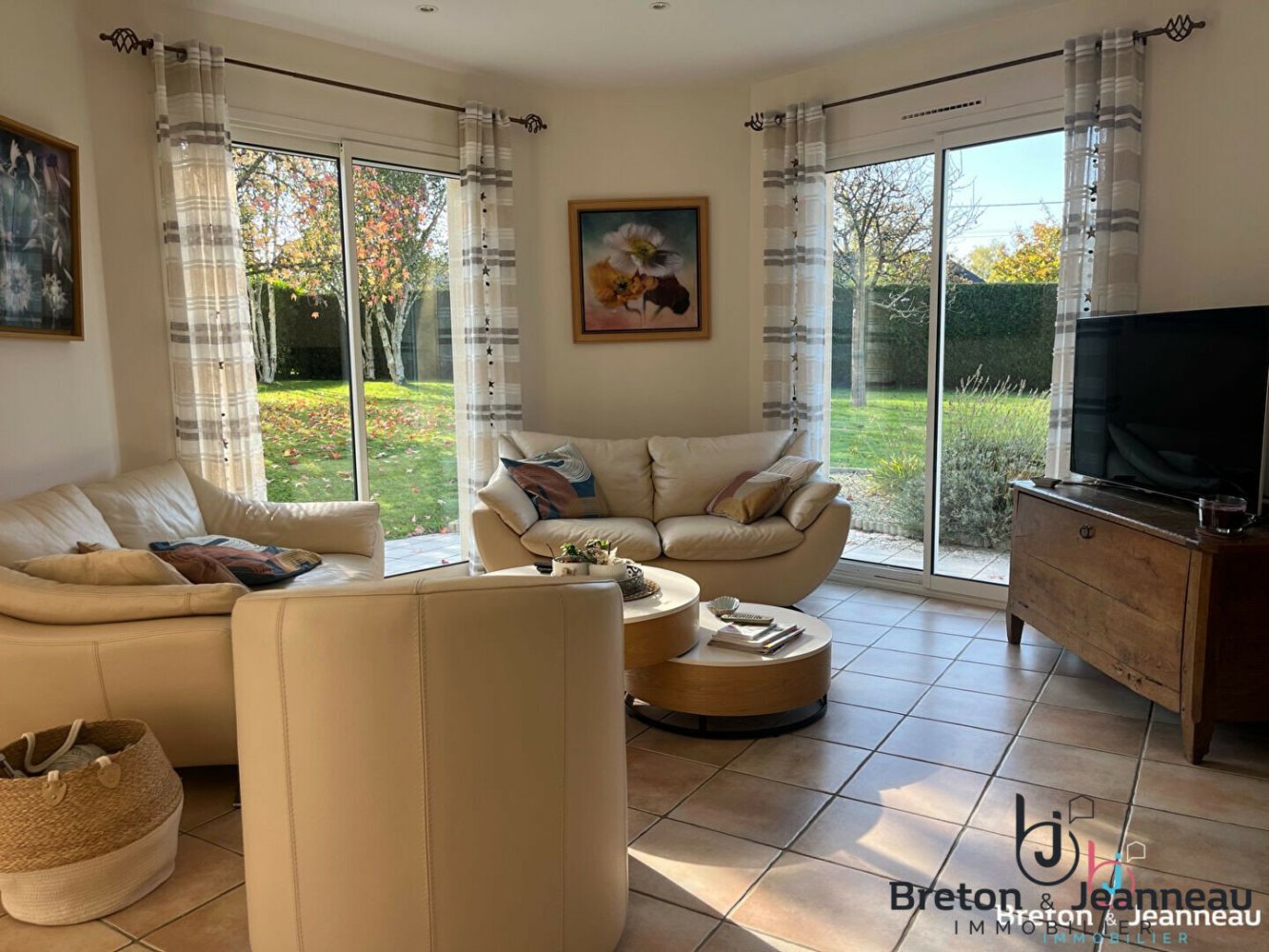 4 غرف نوم منزل في Saint-Berthevin, France رقم 359201