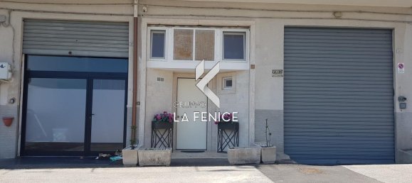 2-salle Appartement à Locorotondo, Italy No. 18355 3