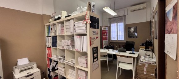 Gewerbliche Immobilie in Corsico, Italy 34m², Nr. 141625 9