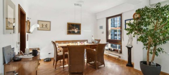 2 Schlafzimmer Wohnung in Frankfurt am Main, Germany, Nr. 79947 5