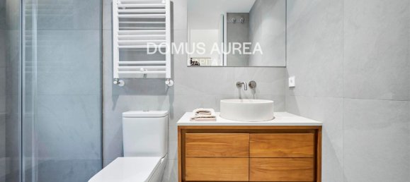 3 bedrooms Apartment in Madrid, Spain No. 124105 22