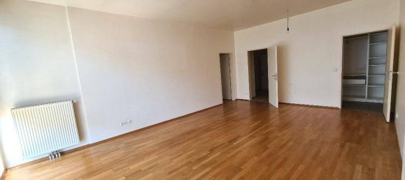 3غرفة شقة في Favoriten, Austria رقم 157850 2