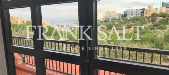 3 bedrooms Villa in Pembroke, Malta No. 6517 5