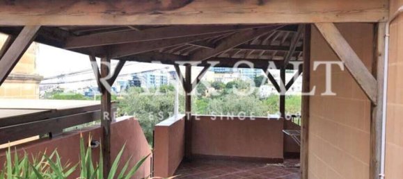 3 bedrooms Villa in Pembroke, Malta No. 6517 4