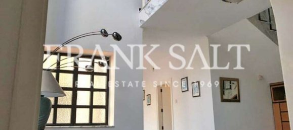 3 bedrooms Villa in Pembroke, Malta No. 6517 7