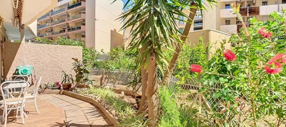 2 bedrooms Apartment in Saint-Raphael, France No. 279600 14