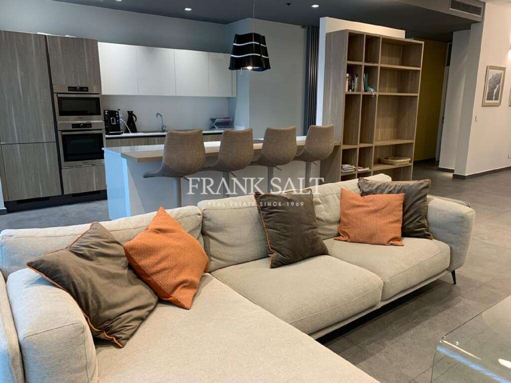 3 bedrooms Apartment in Saint Julian's, Malta No. 2630