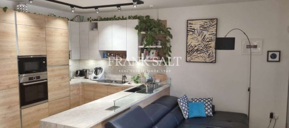 Adosado de 4 dormitorios en Sliema, Malta No. 4637 7