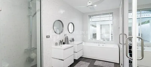 4 chambres house à vendre à Rawai, Phuket, Southern Thailand, Thailand № 60411 13