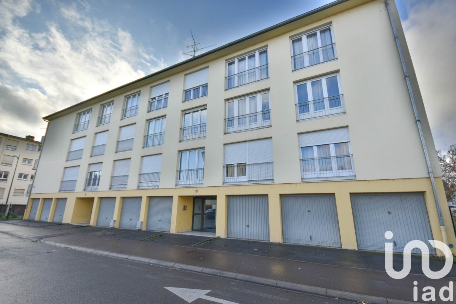 2 غرف نوم شقة في Thionville, France رقم 39093