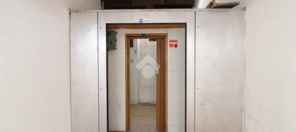 159m² Commercial property in Brindisi, Italy No. 87081 10