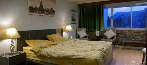 2 bedrooms Condo in Pattaya, Thailand No. 3946 10