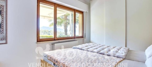 3 bedrooms Villa in Maccagno con Pino e Veddasca, Italy No. 295964 32