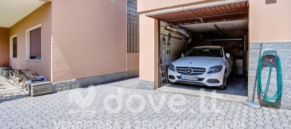 3 bedrooms Villa in Maccagno con Pino e Veddasca, Italy No. 295964 24