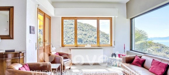 3 bedrooms Villa in Maccagno con Pino e Veddasca, Italy No. 295964 5