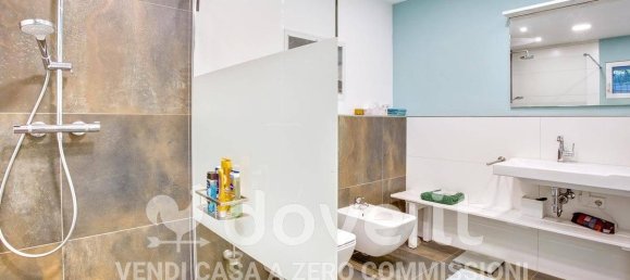 3 bedrooms Villa in Maccagno con Pino e Veddasca, Italy No. 295964 37