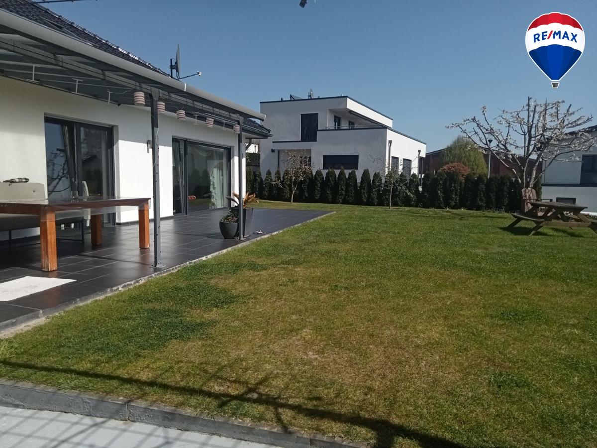 Bungalow de 7 divisões em Osnabruck, Germany N.º 367186