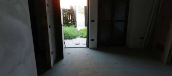 5 Schlafzimmer Wohnung in Spinadesco, Italy, Nr. 96546 13