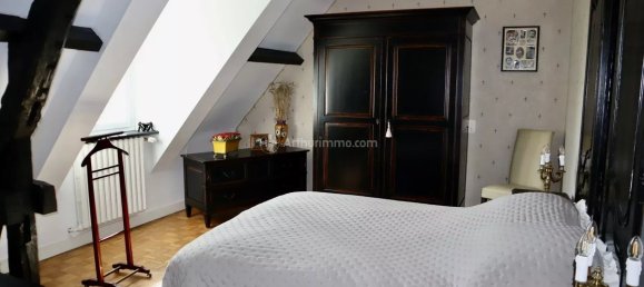 5 bedrooms House in Les Hermites, France No. 84121 3