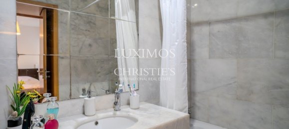 3 bedrooms Apartment in Porto, Portugal No. 104419 13