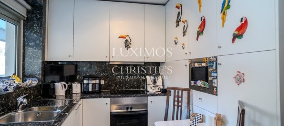 3 bedrooms Apartment in Porto, Portugal No. 104419 9