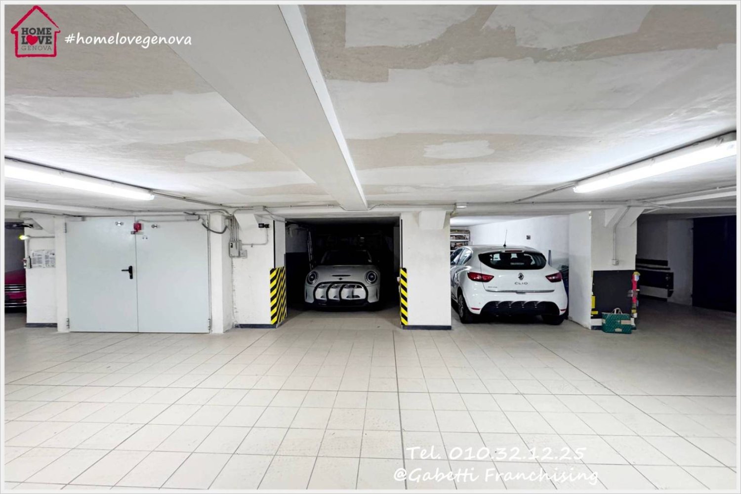 Garage in Genoa, Italy 16m², Nr. 355506