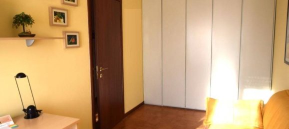 3 chambres Appartement à Cassina de' Pecchi, Italy No. 319172 9