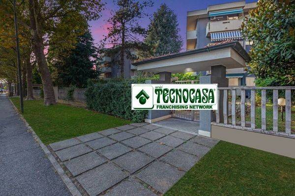 3 chambres Appartement à Cassina de' Pecchi, Italy No. 319172