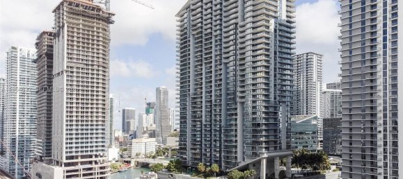 Propriedade comercial T2 em Miami, EUA N.º 614200 8
