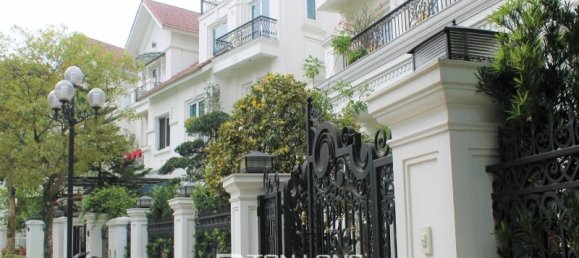 Villa T6 em Long Bien, Vietnam N.º 903 23