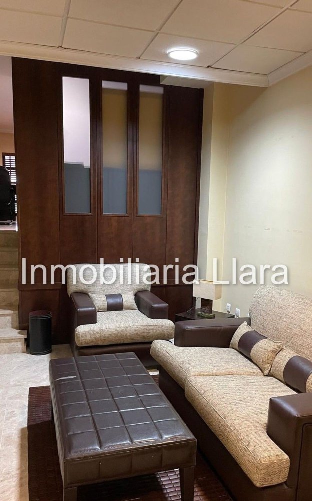 55m² Office in Cordoba, Spain No. 152408