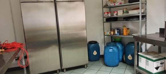 100m² Commercial property in Chioggia, Italy No. 281202 3